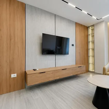 Appartamento Aron's Qerret Golem (Tirana)