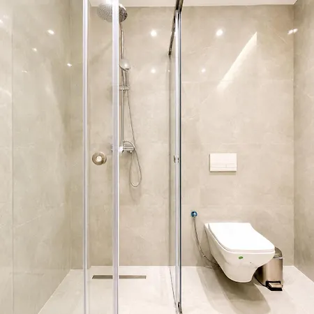Lägenhet Aron's Qerret Golem (Tirana)